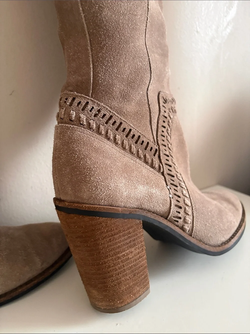 Vince Camuto vince camuto